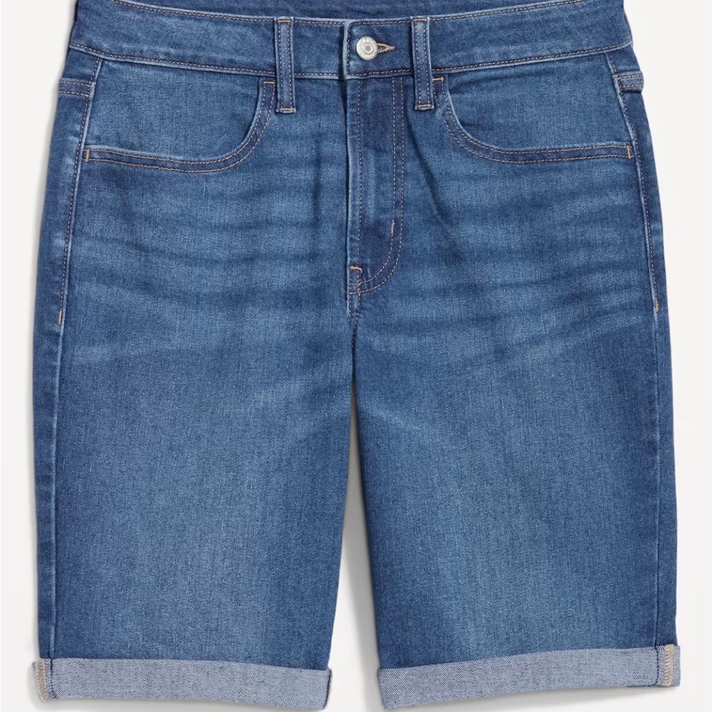 Like New!! Old Navy 9” Jean Shorts